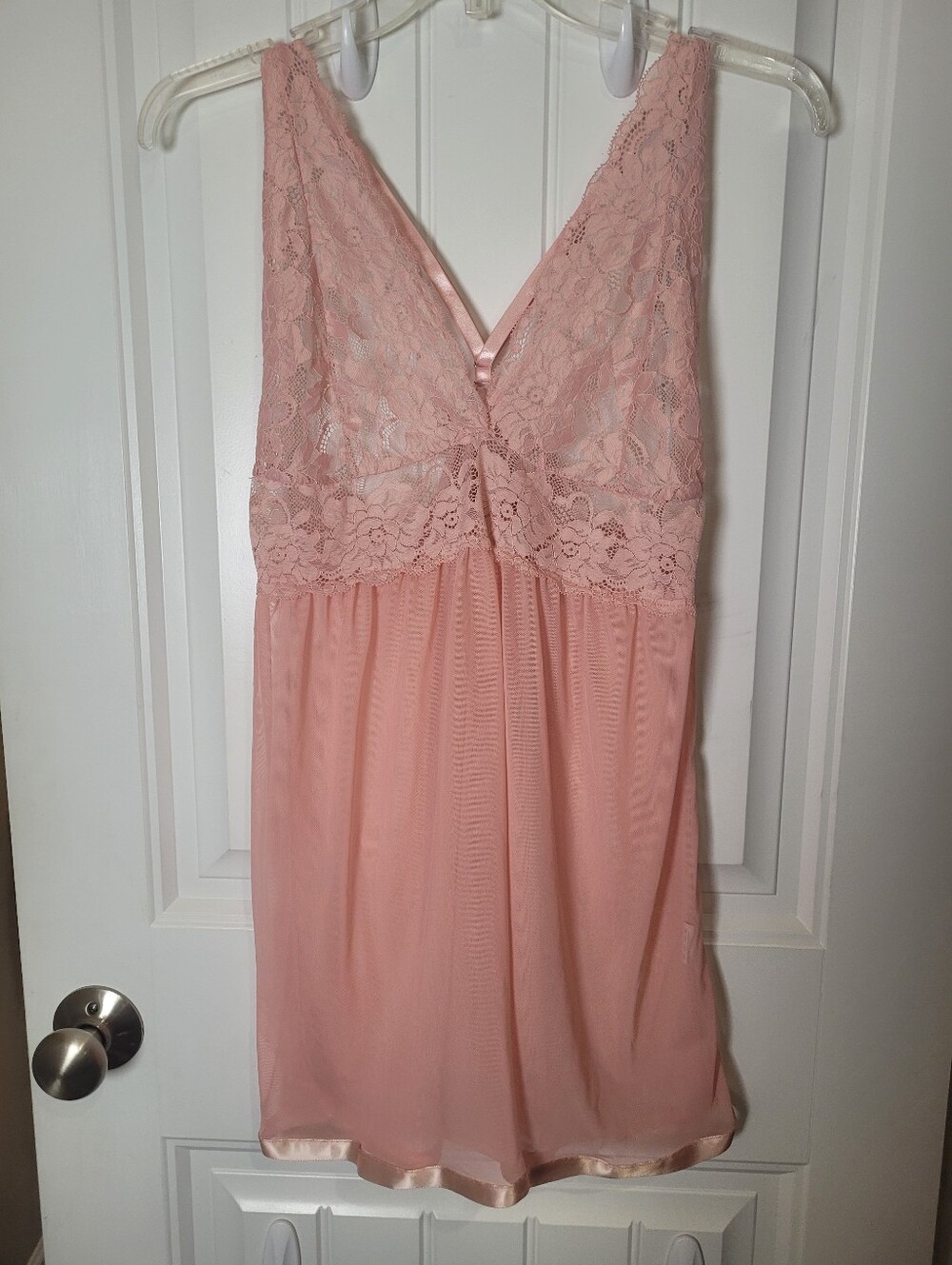 Avidlove pink sheer lace babydoll chemise nightgown.  Size XL